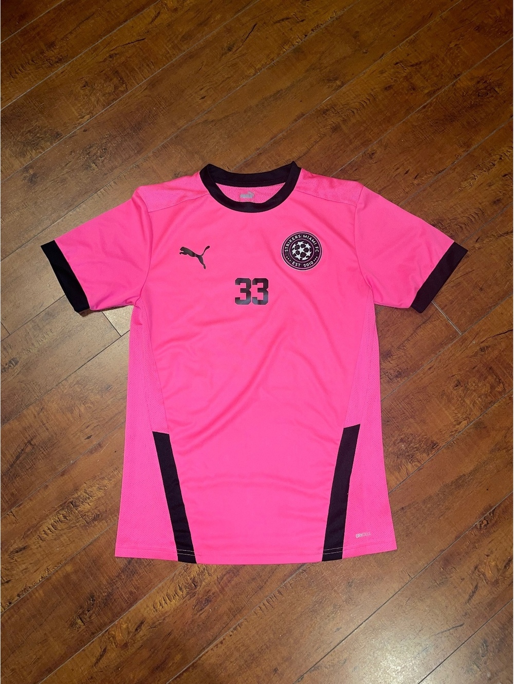 Puma Strikers Pink and Black Soccer Jersey Size Small